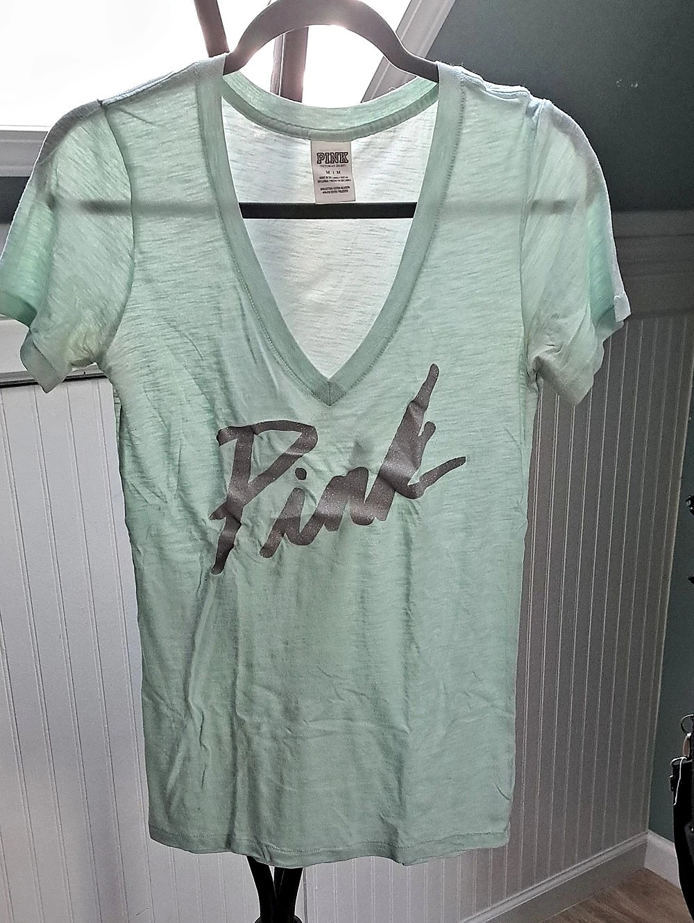 PINK Victoria's Secret V-Neck Graphic Tee in Green Size Medium